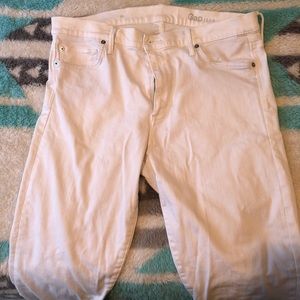 White GAP skinny jeans!